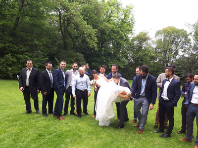 8307465_wedshoots.jpg