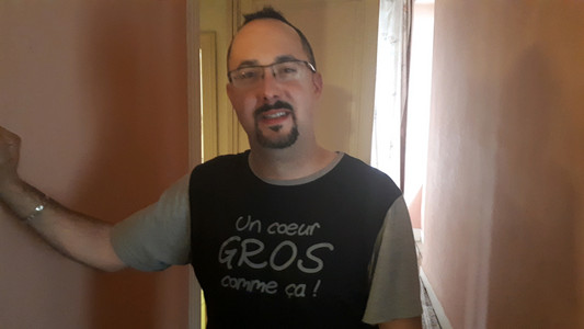 8340087_wedshoots.jpg