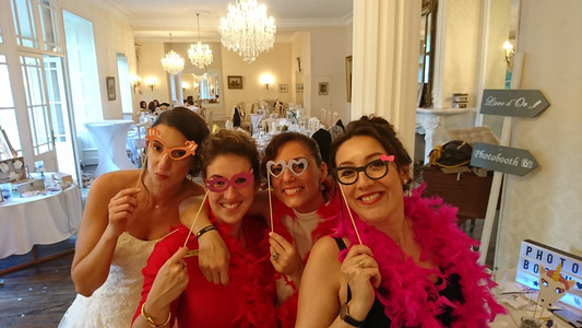 8397743_wedshoots.jpg