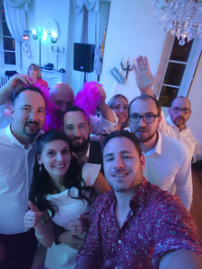 8397913_wedshoots.jpg