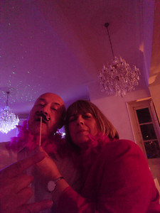 8398079_wedshoots.jpg