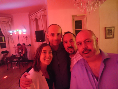 8398453_wedshoots.jpg