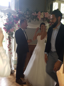8420869_wedshoots.jpg