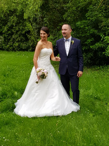8427835_wedshoots.jpg