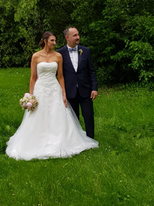 8427855_wedshoots.jpg