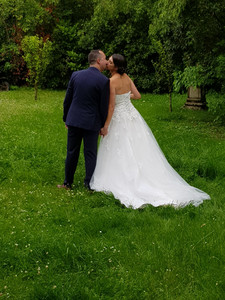 8427869_wedshoots.jpg